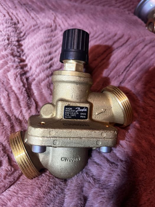 Regulator przepływu/zawór Danfoss AHQM PN16 DN32