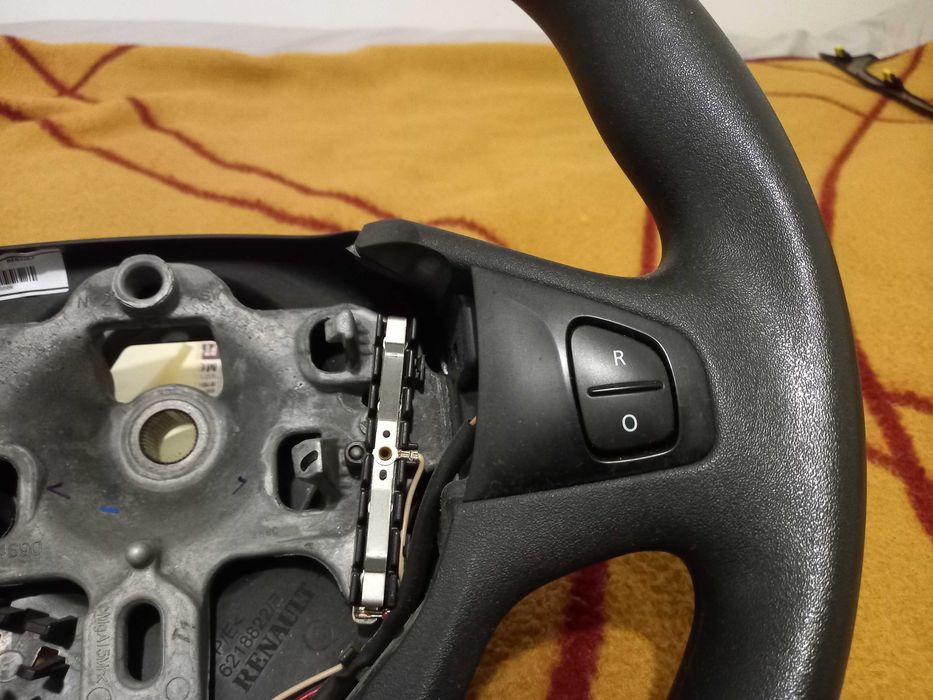 Volante Clio Captur com comandos