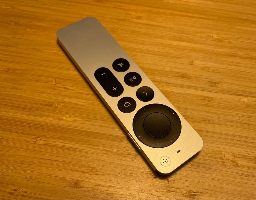 Pilot Apple Siri Remote 3. generacji USB-C (A2854) – stan idealny, komplet