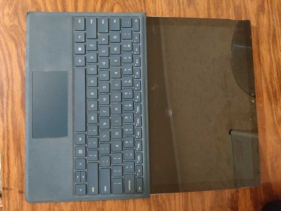 microsoft surface pro 4 - купити планшети - Ціна на OLX.ua