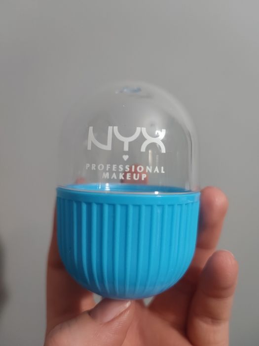 Travel case, etui na gąbkę Beauty blender - NYX Professional Makeup