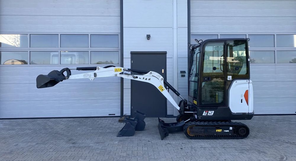Bobcat E19 Minikoparka  2017r Szybkozłącze Rozsuwane gąsienice Koparka Wacker JCB Kubota CAT