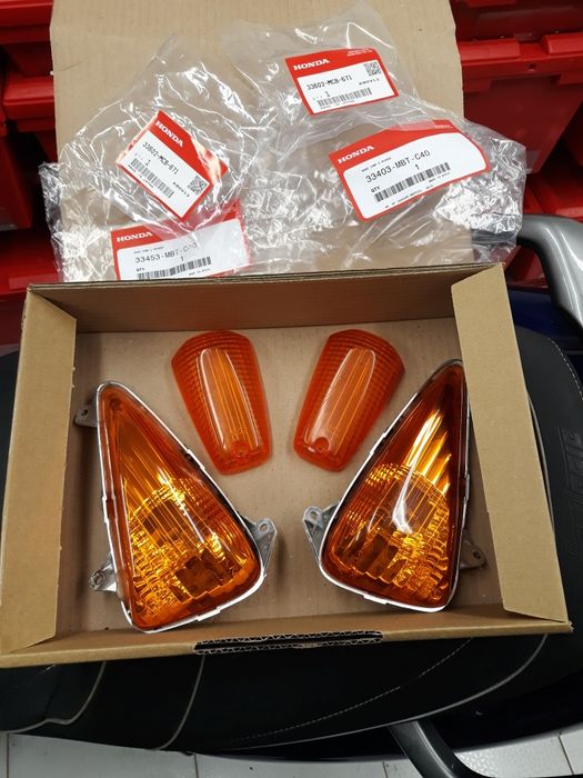 Piscas Honda Varadero 1000 peças