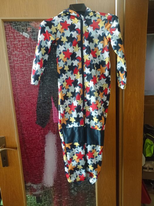 Продам дитячий комбез 6-8р.(122-128)