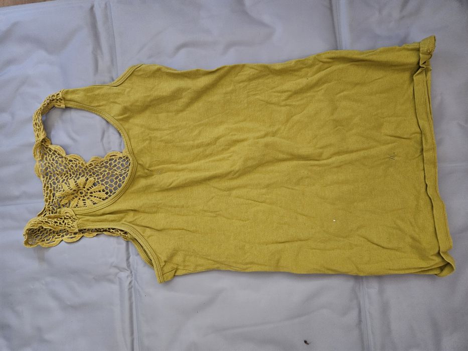 Отдам женские вещи