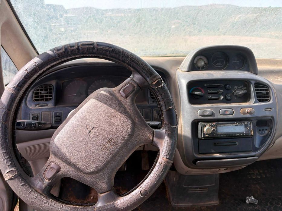 Mitsubishi Space Gear