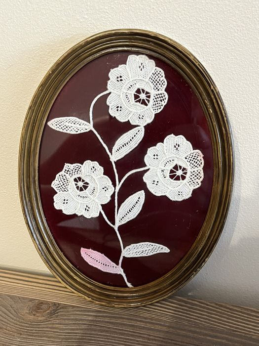 Ramka owalna zawieszka rękodzieło haft kwiaty