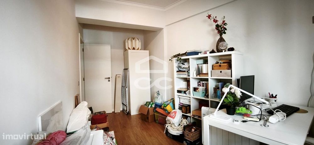 Apartamento de 2 Quartos em Queluz, Sintra