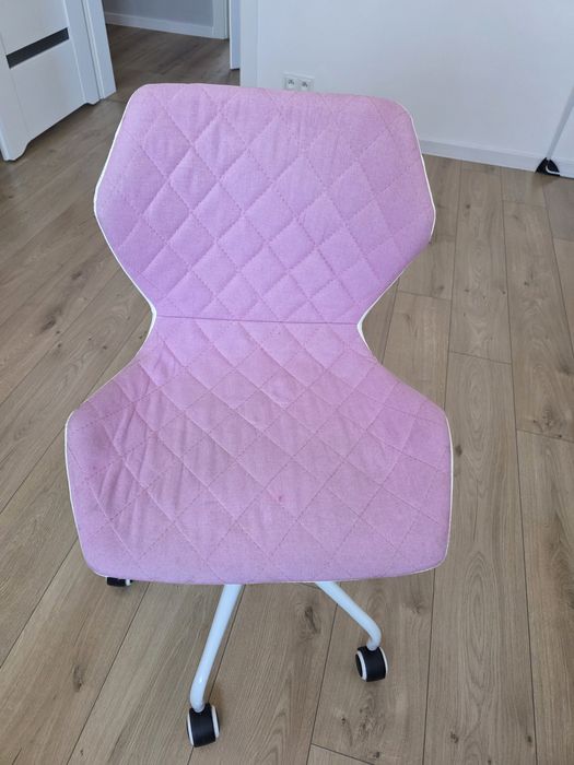 Krzesło biurowe obrotowe biało różowe