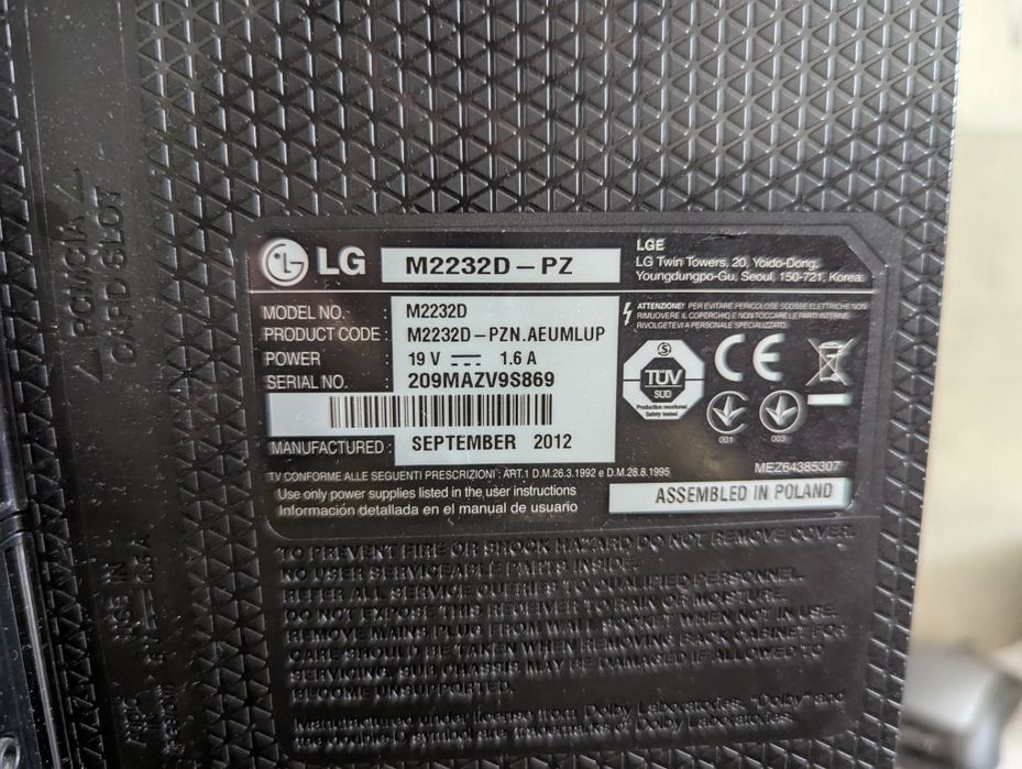 Монітор lg m2232d