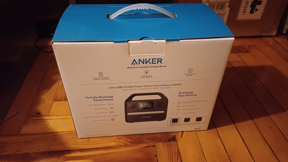 Зарядна станція ANKER 521 LiFePo4
