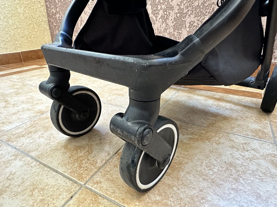 Продам коляску Anex Air-X