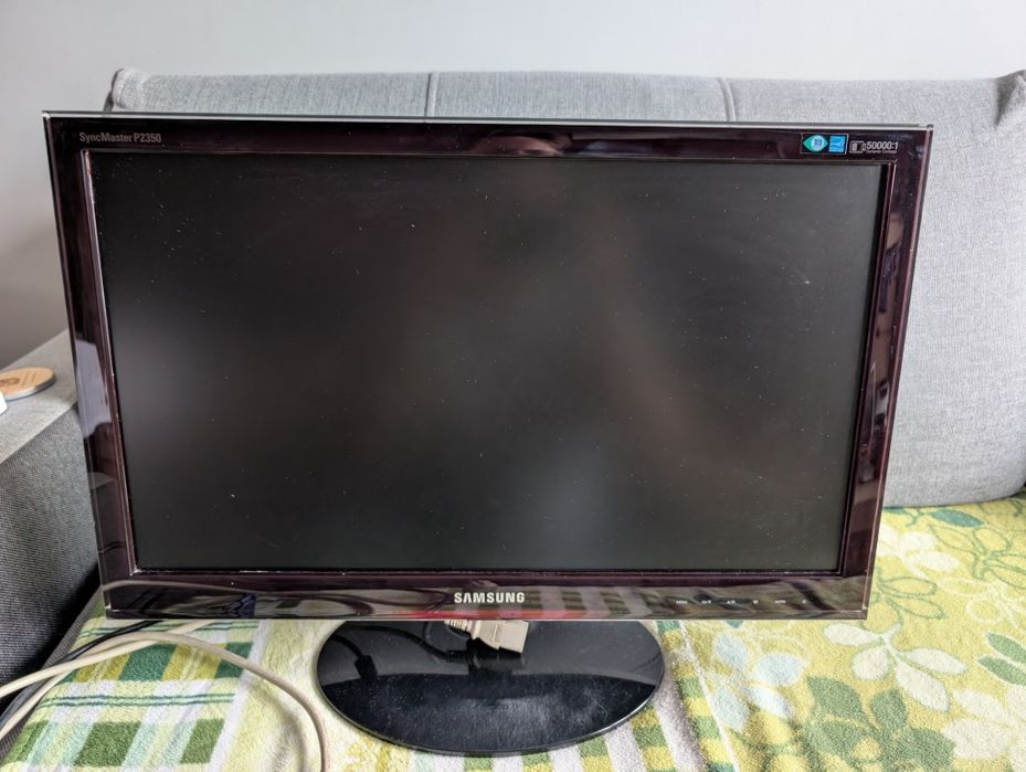 Monitor 23" cali
