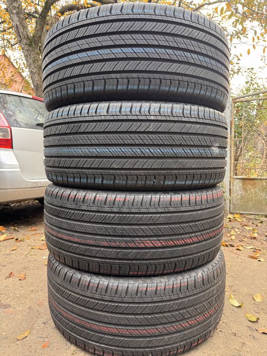 Всесезонні шини 285 45 R22 Michelin