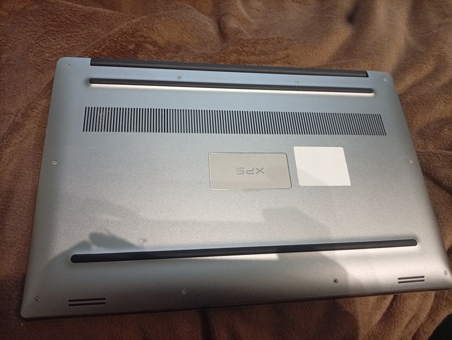 Dell XPS 15 9570 – i7