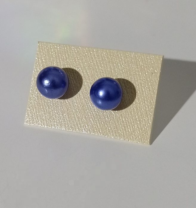 Nowe kolczyki kulki granatowe ze stali nierdzewnej wkrętki