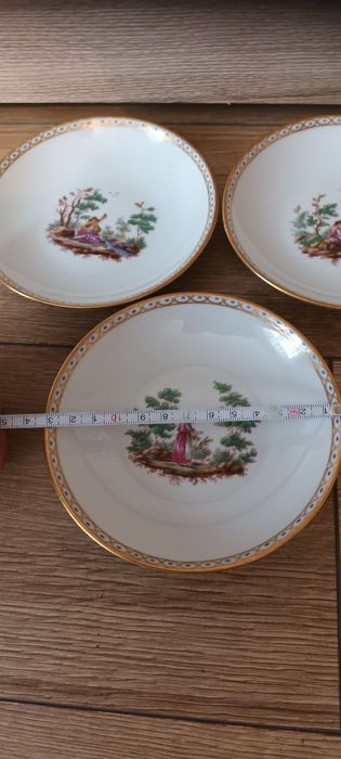 Talerzyki , podstawki z porcelany Richard Ginori