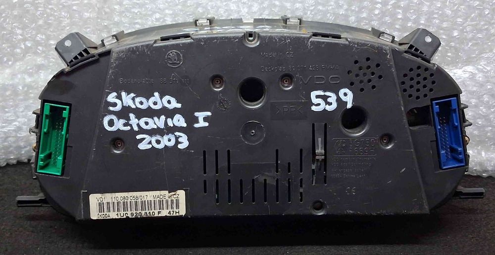 Quadrante / Painel de Instrumentos 1U0920810F - SKODA OCTAVIA I