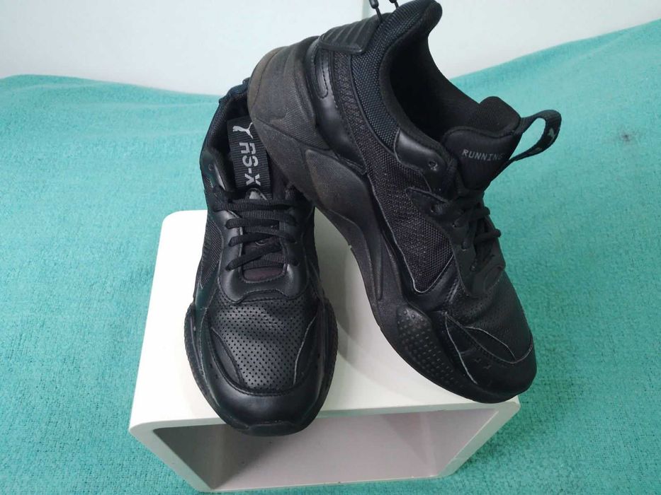 Продам чоловічі кросівки Puma