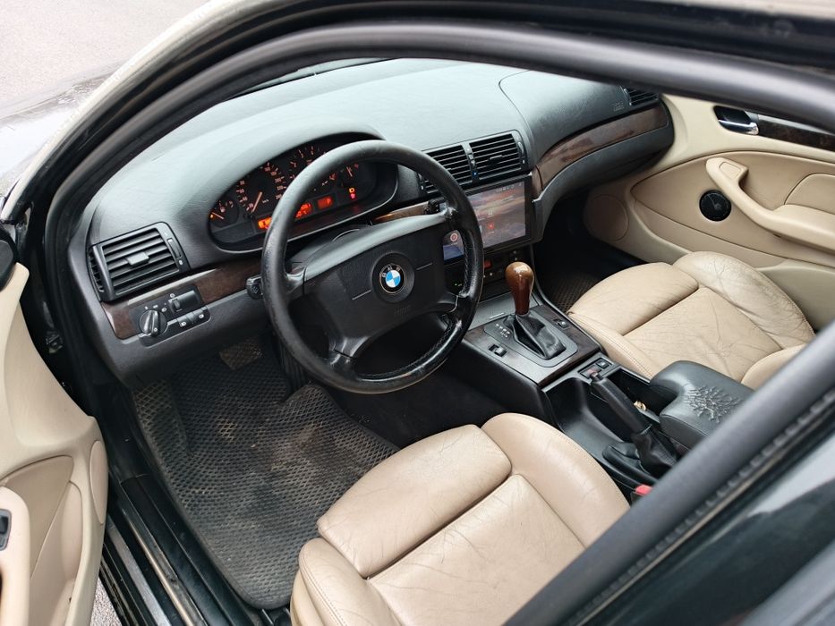 Продам БМВ в полном порядке