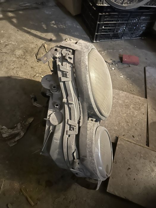 Фара mersedes w210