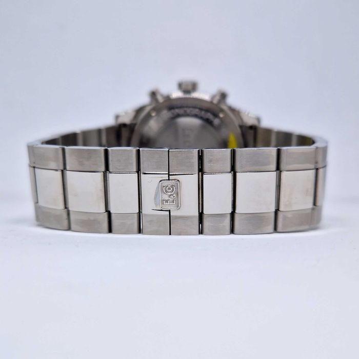 Акція Eberhard & Co. Champion V Grande Date 31064.2-SS