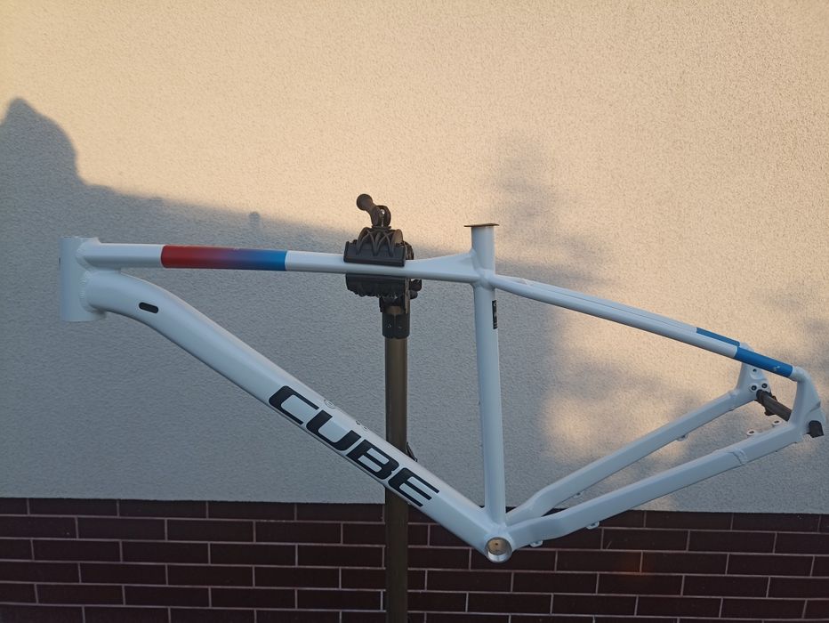 Nowa rama Cube 29  rama + jak kross Giant