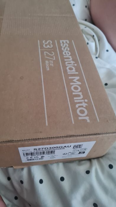 Monitor Samsung essential s3