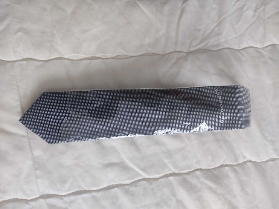 Gravatas variadas homem