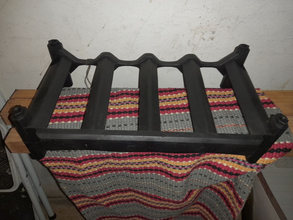 Garrafeiras  de plástico  de encaixe  em  altura