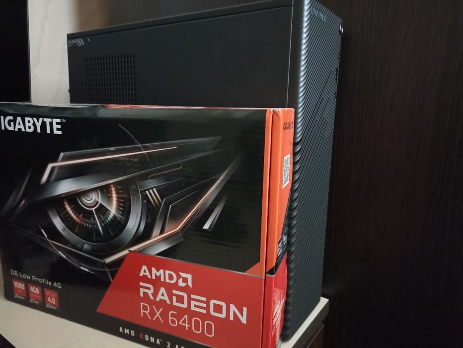 Matestation S Ryzen 5 4600G AMD RX6400