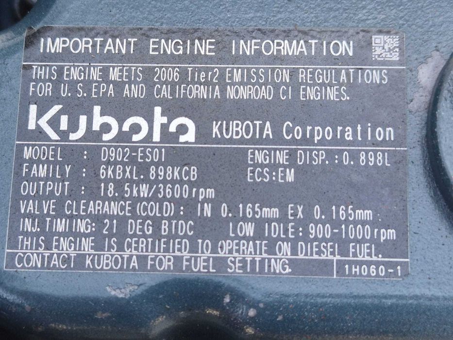 Silnik Kubota D902