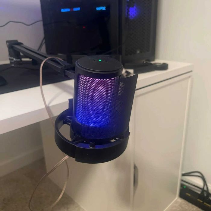 Микрофон для записи, студийный с RGB подсветкой мікрофон FIFINE A82