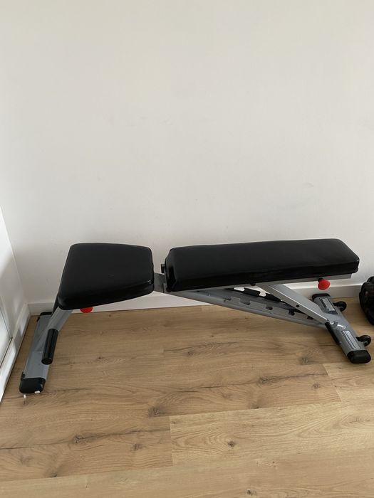 Banco de musculação profissional ajustável