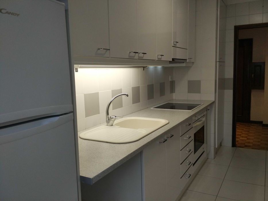 Arrenda-se Apartamento T1