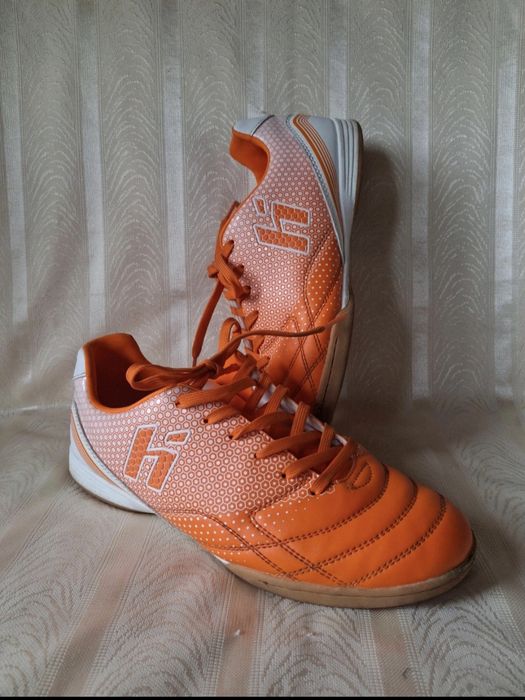 Buty halówki 40 huari pomarańczowe białe sportowe