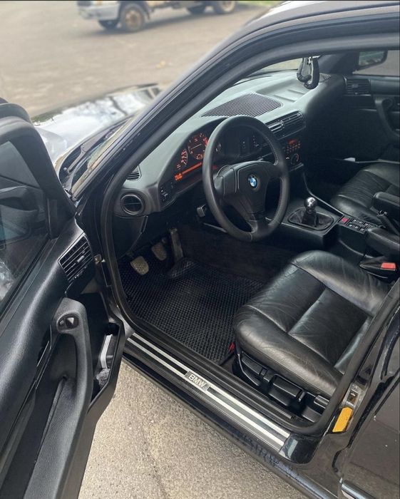 BMW e34 540i (была 530)