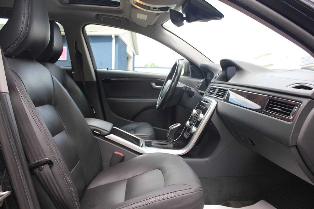 Volvo XC70 T5 Premier      2016