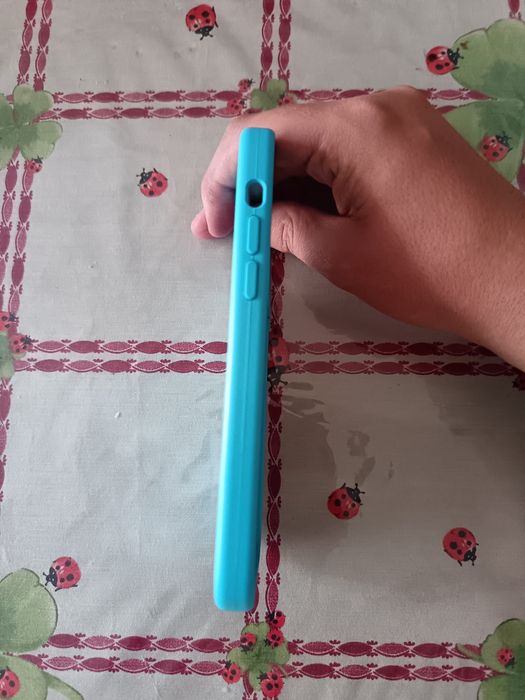 Capa iPhone 11 cor azul ( Portes grátis)