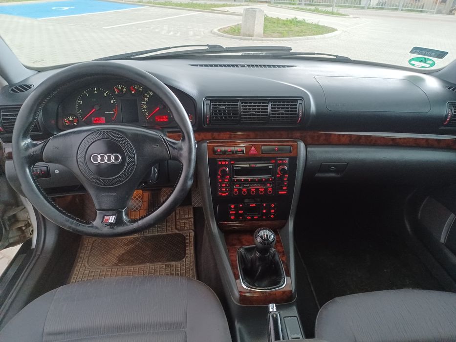 Audi a4  2.4 v6 165KM  zarejestrowana mozliwa zamiana