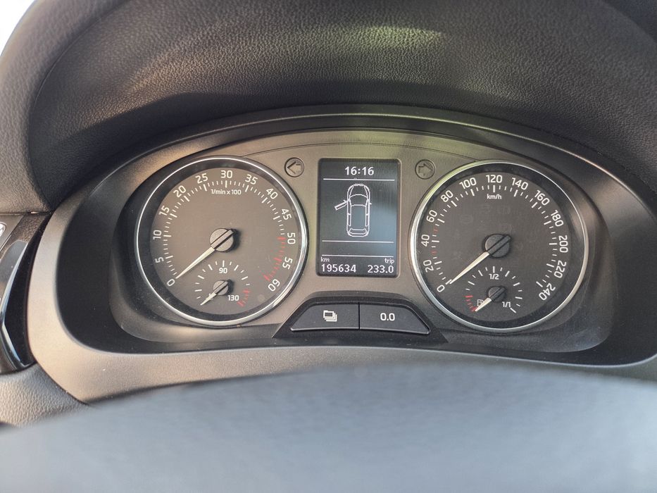 Skoda Rapid Spaceback 1.6 Diesel 105 cv Elegance