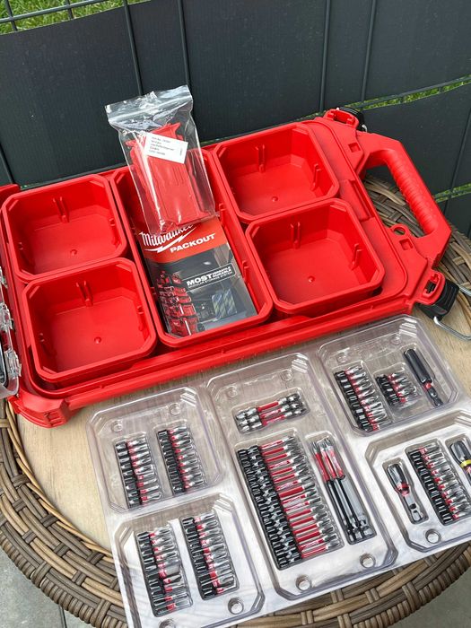 MILWAUKEE BITY 90 czesci Pack Out kufer