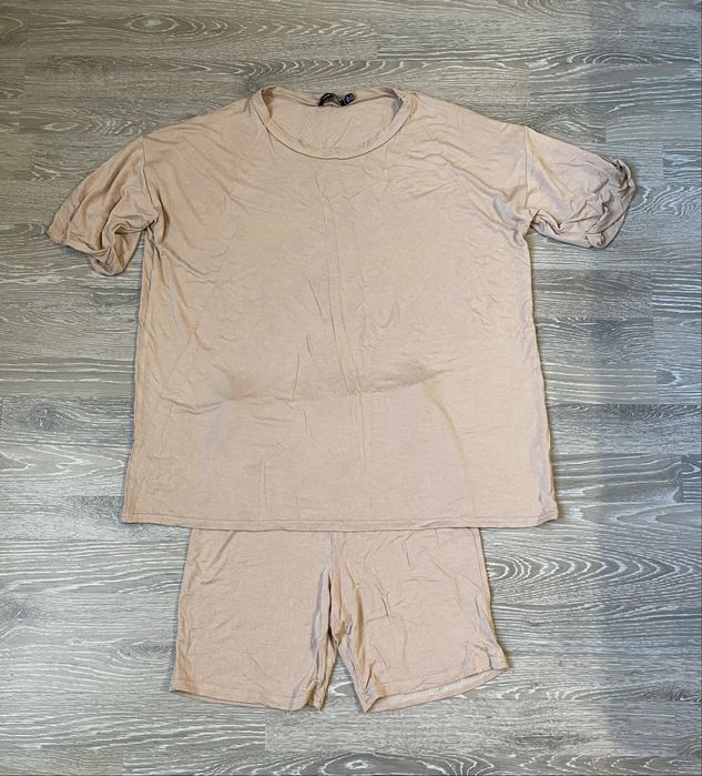 Жіночий костюм i saw it first