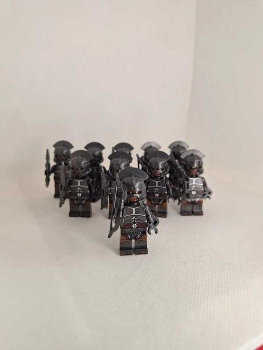 Figurka władcy pierścieni/ the hobbit ork uruk-hai łucznik