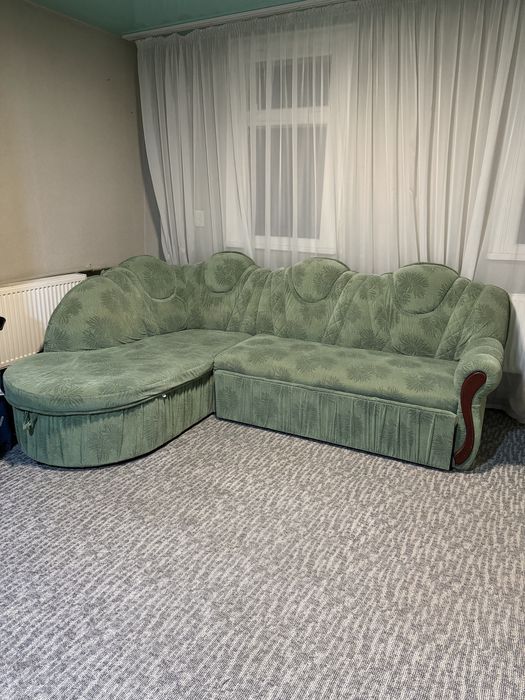 Диван кутовий розкладний бу