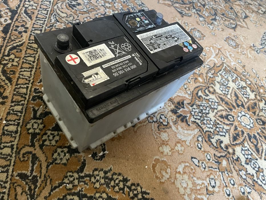 Автомобільний акумулятор VARTA VAG 000 915 105 DG 72Ah 640A R+