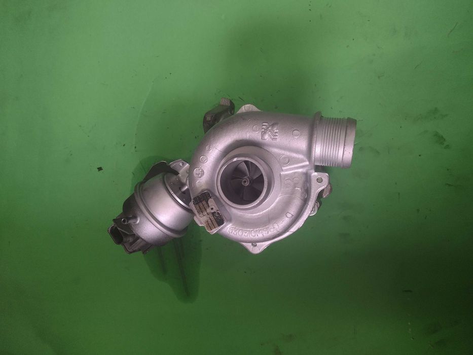 Turbosprężarka Turbina Audi A4 2.0 TDI 170 Km Brd