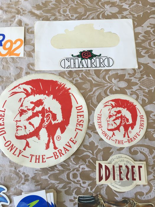 Autocolantes temas variados década 90