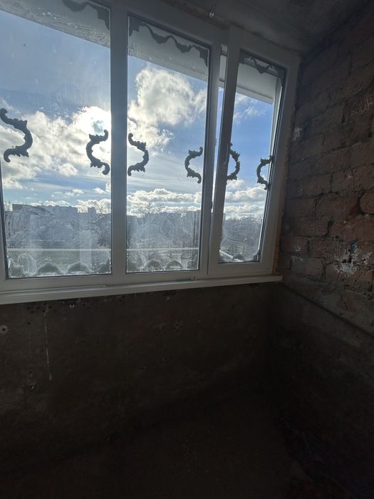 Продам 2-х кімнатну квартиру, мікрор-н Жовтневий (навпроти АТБ)