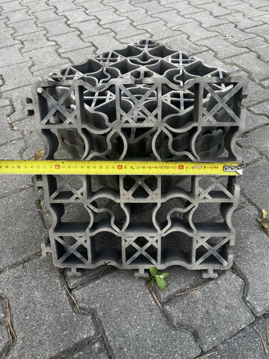 Geokrata / krata parkingowa / karta trawnikowa 33x33x5